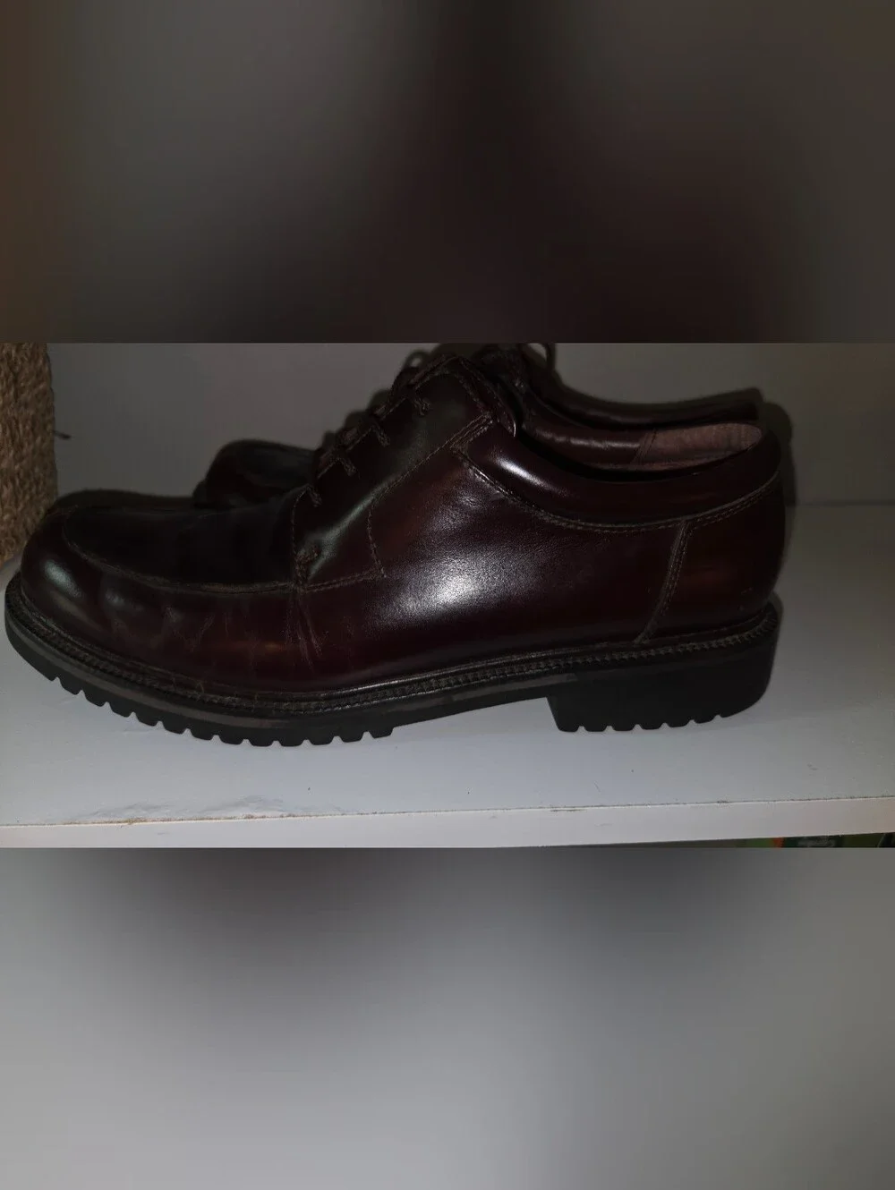Cole Haan Country Beacon Oxford Men's Dark BrownBurgundy Leather Lace-Up Oxfords